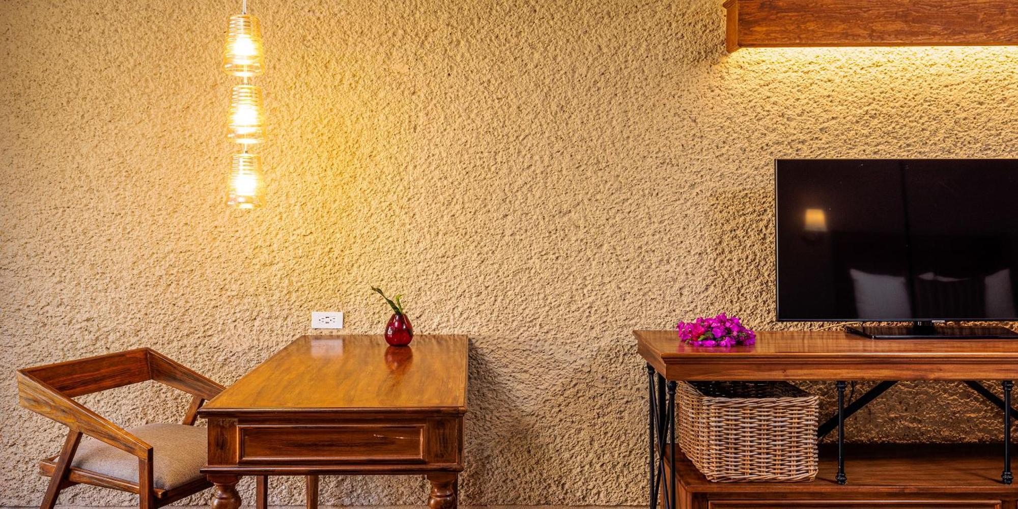 Real de Minas San Miguel de Allende Habitación foto A wall with a layer of stucco